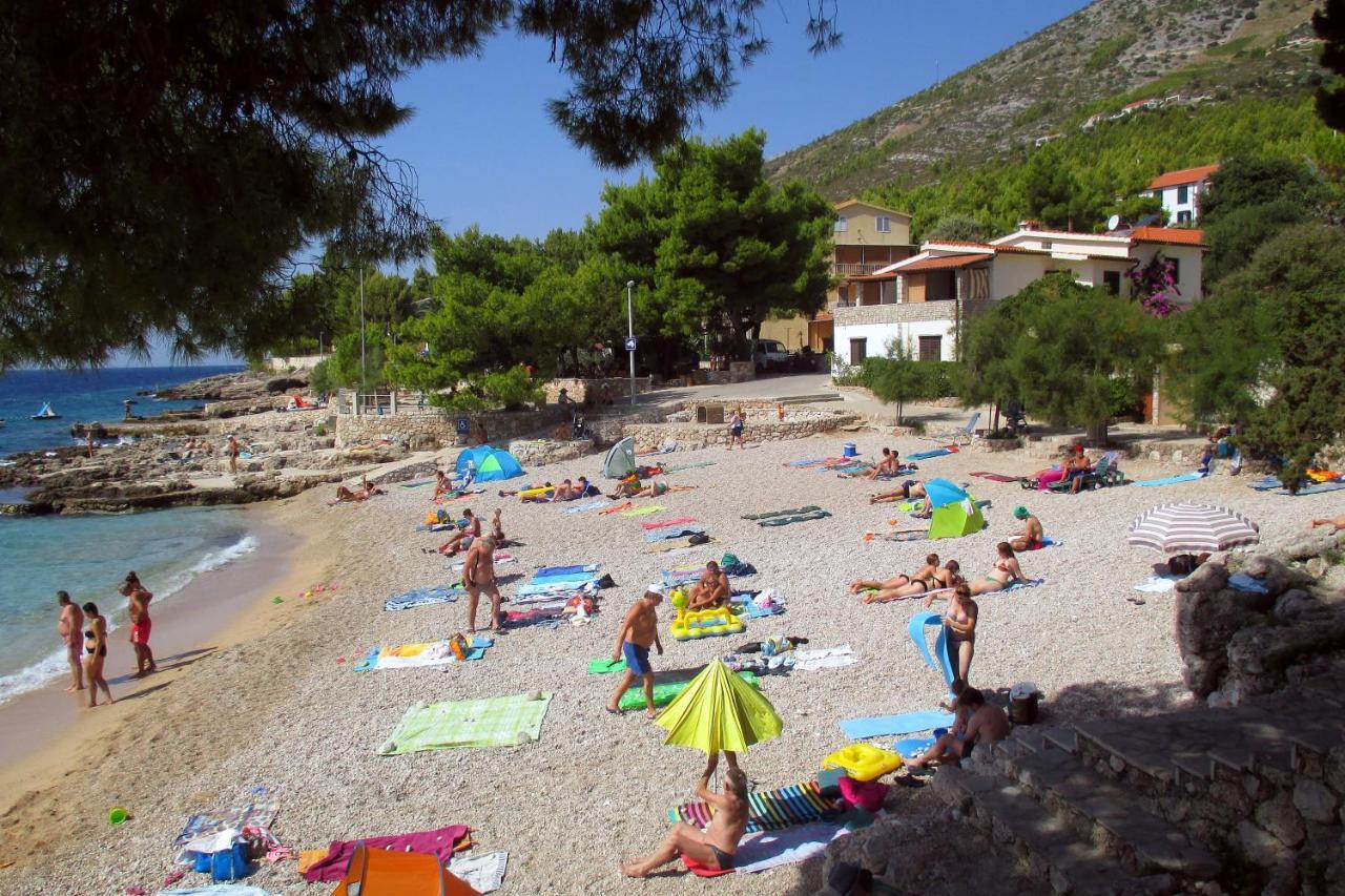 Apartments With A Parking Space Ivan Dolac, Hvar - 8797 ภายนอก รูปภาพ
